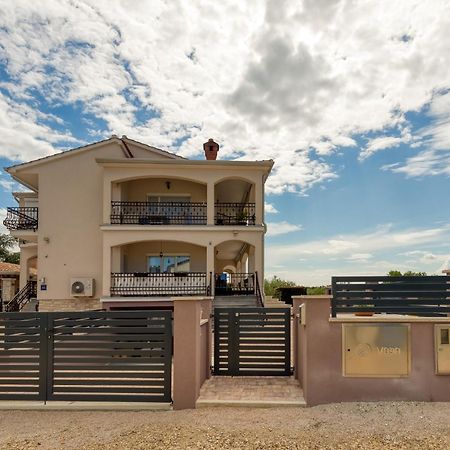 Apartments Covic Antonci (Porec) Exterior foto