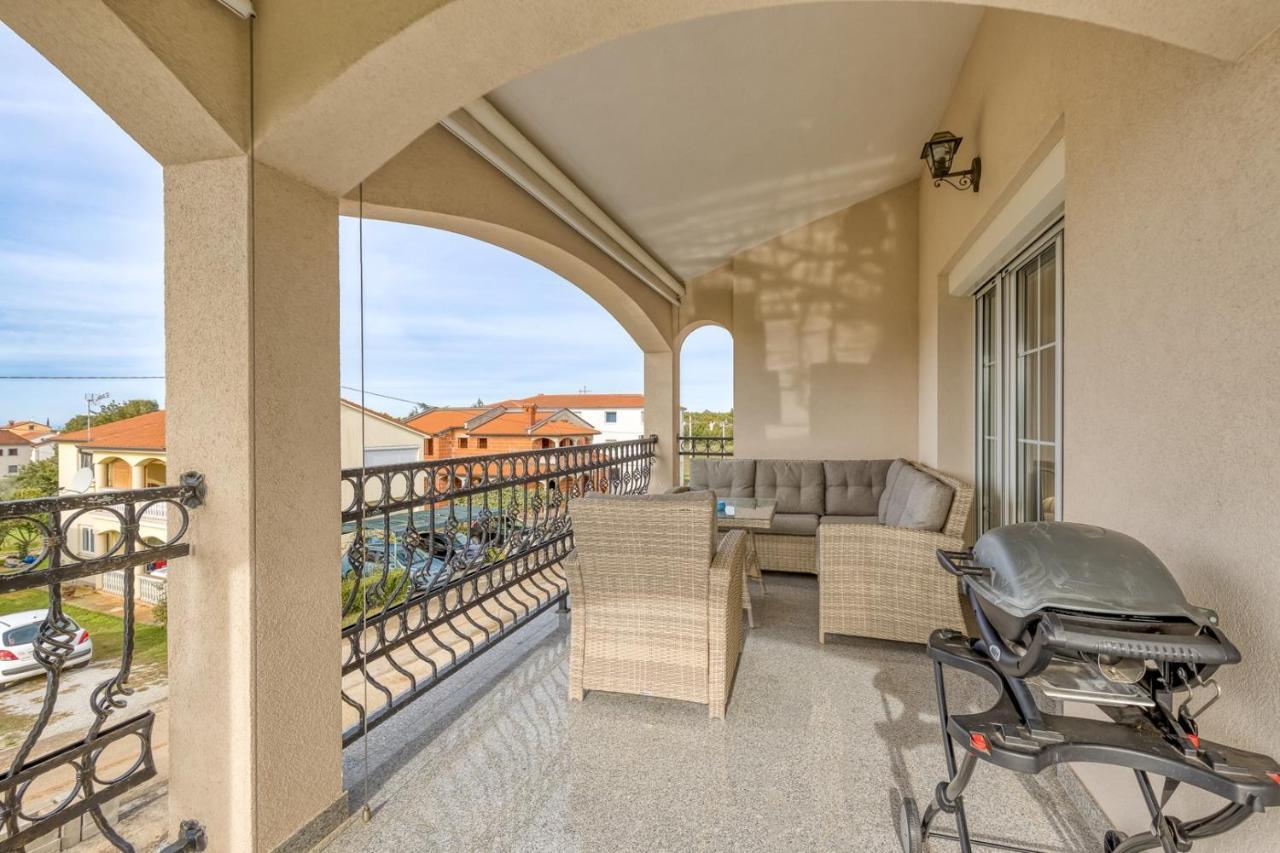 Apartments Covic Antonci (Porec) Exterior foto