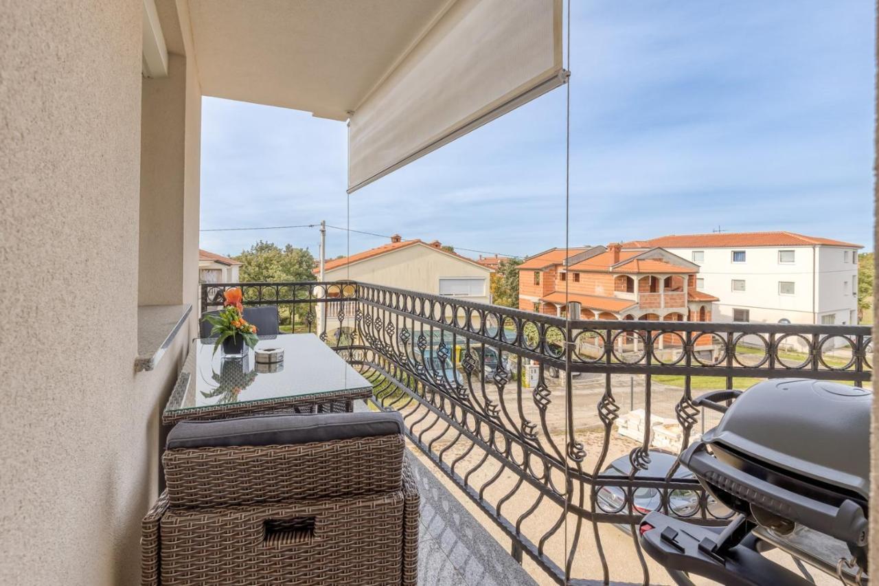 Apartments Covic Antonci (Porec) Exterior foto