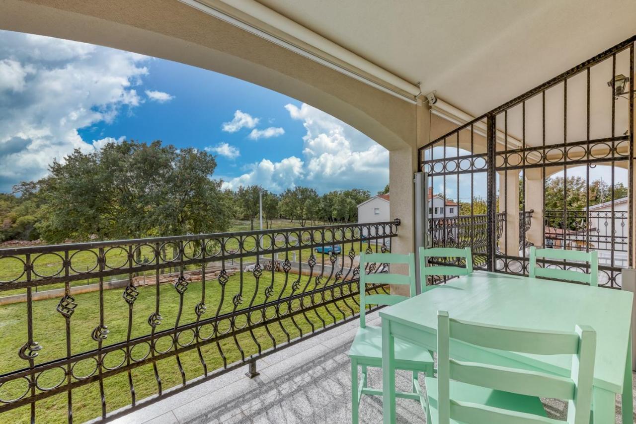 Apartments Covic Antonci (Porec) Exterior foto