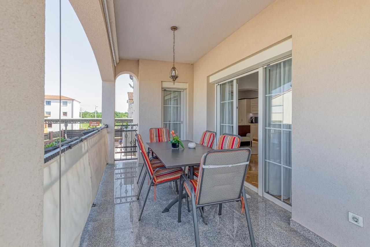 Apartments Covic Antonci (Porec) Exterior foto